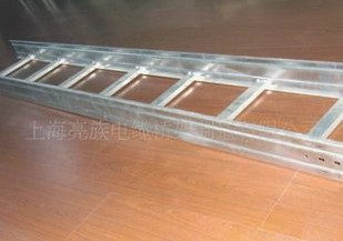 鍍鋅梯式橋架等級跟應用的關(guān)系