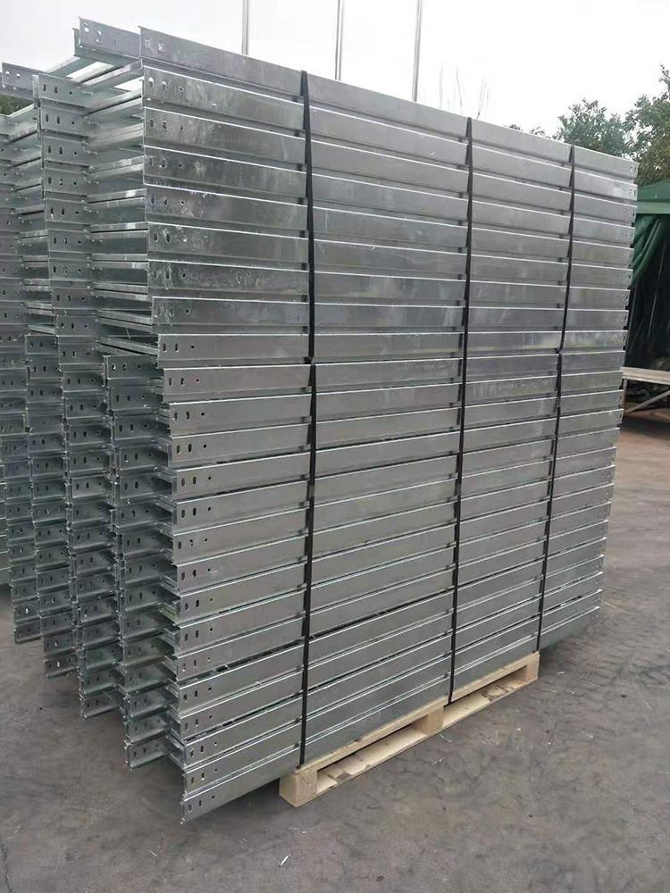 表面無法看出熱浸鋅橋架的內心