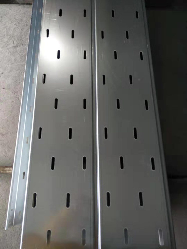 直通托盤(pán)式橋架的氣流噪聲產(chǎn)生